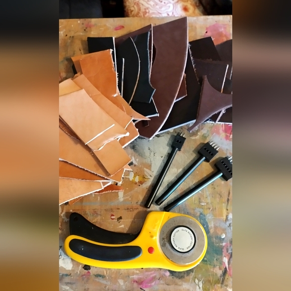 Leather Working Bundle - Picture 1 of 3